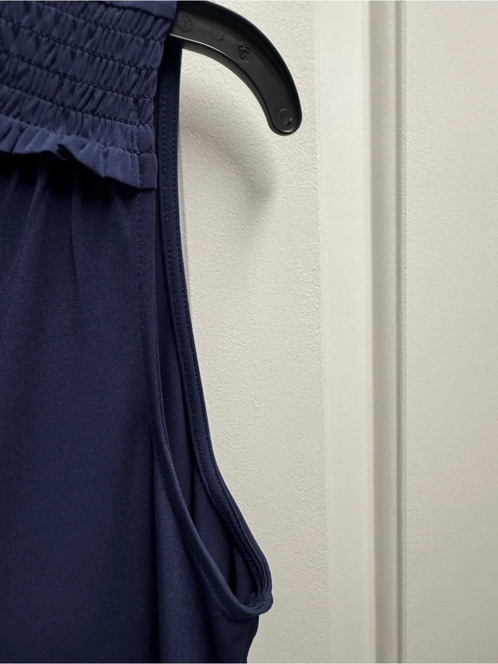 Michael Michael Kors Size M Navy Solid V-Neck Sleeveless Zip Front Knee Dress